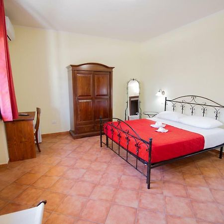 Guest House Capitan Libeccio Тропея Экстерьер фото