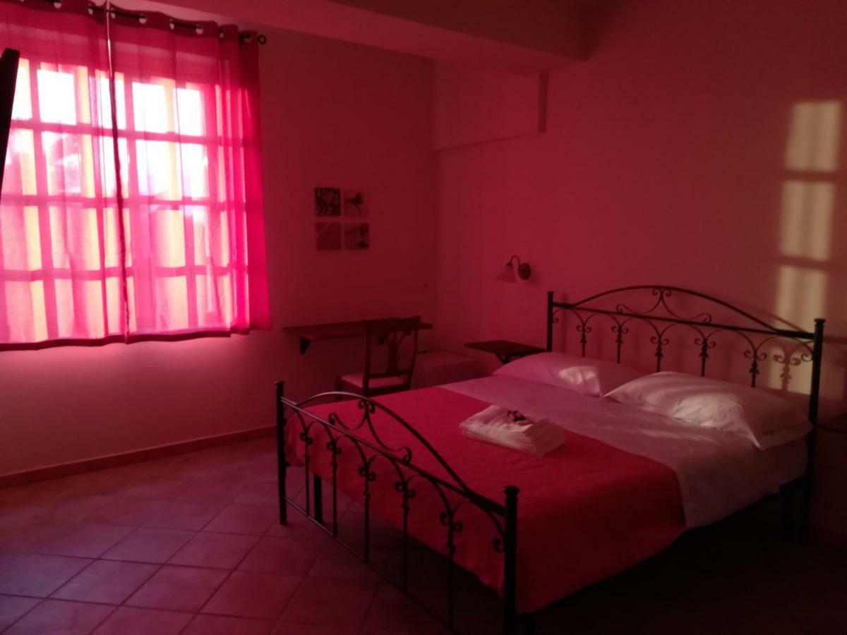Guest House Capitan Libeccio Тропея Экстерьер фото