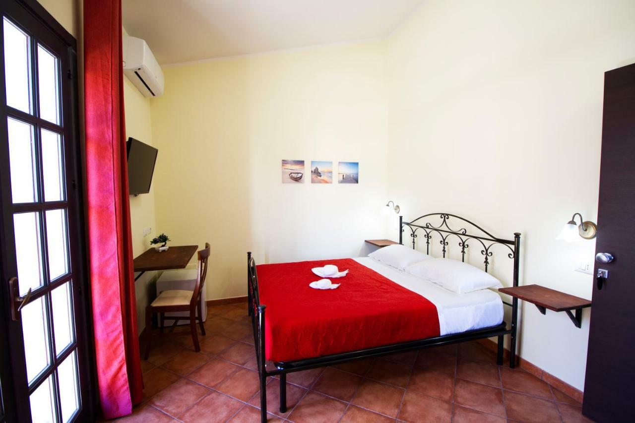 Guest House Capitan Libeccio Тропея Экстерьер фото