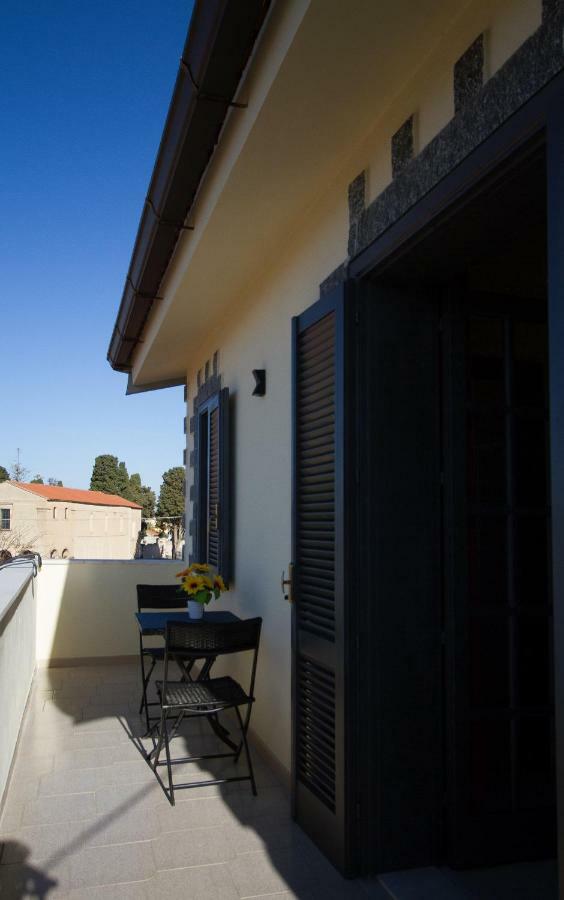 Guest House Capitan Libeccio Тропея Экстерьер фото