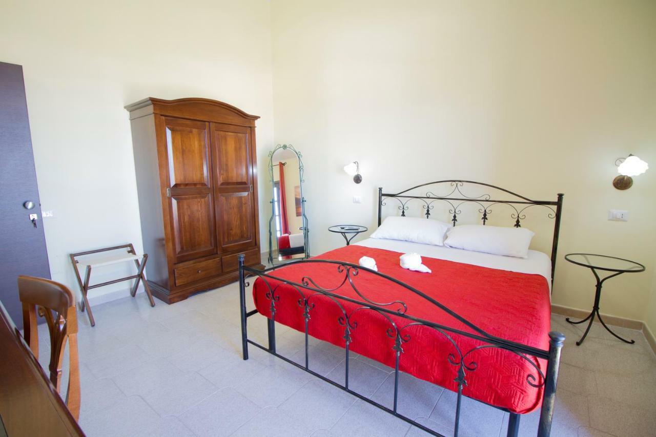 Guest House Capitan Libeccio Тропея Экстерьер фото