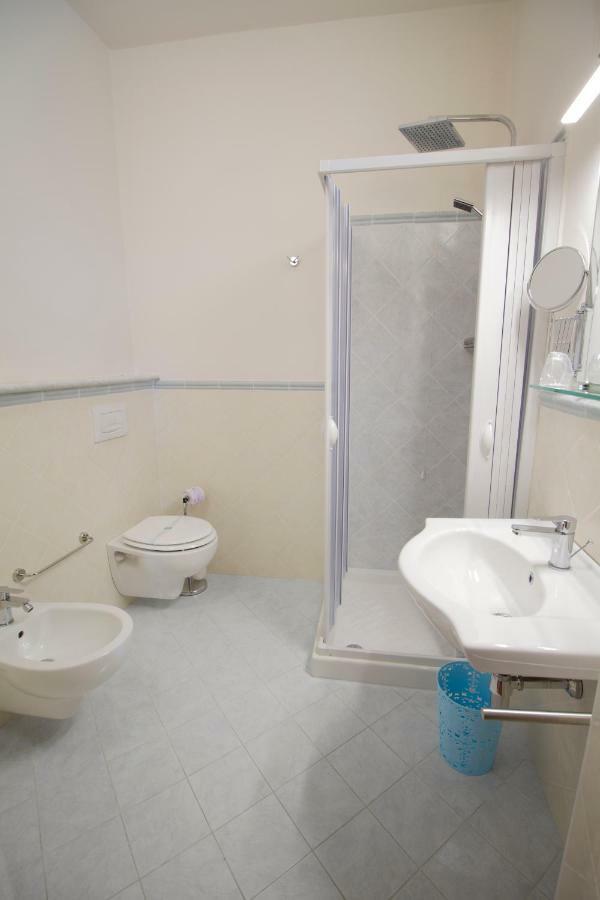 Guest House Capitan Libeccio Тропея Экстерьер фото